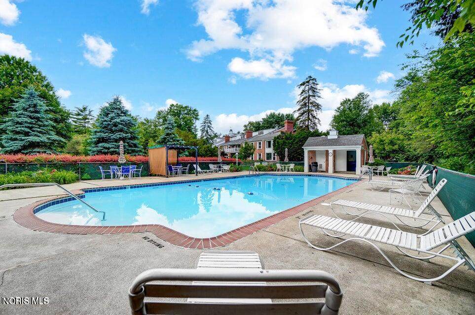 5679 Monroe Street - Photo 1