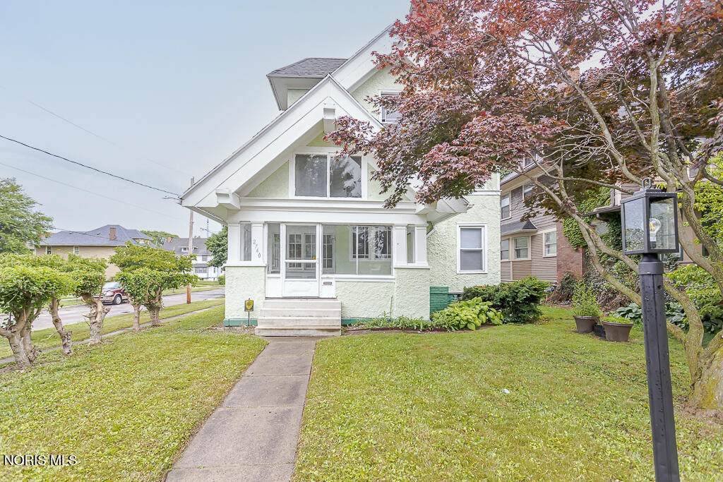 2740 Robinwood Avenue - Photo 1