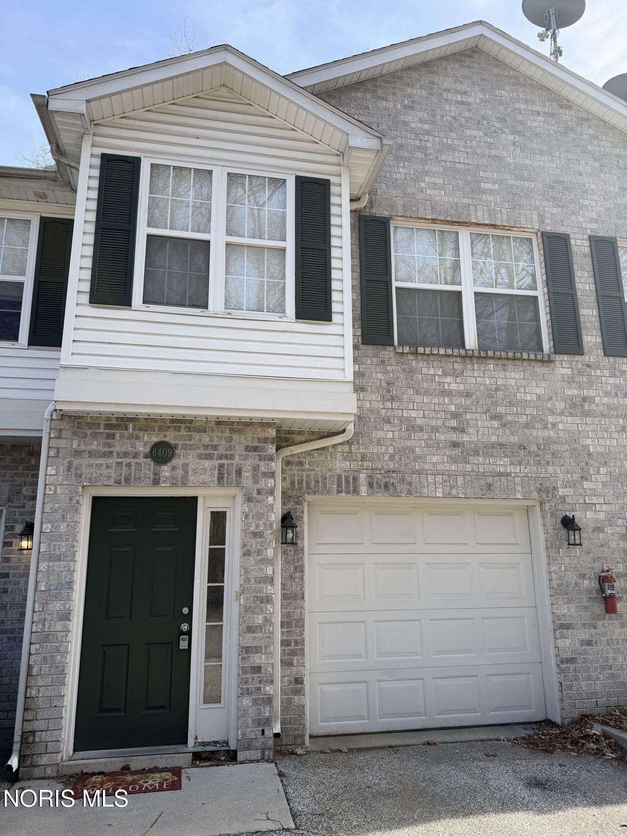 6409 Triple Crown Lane - Photo 1