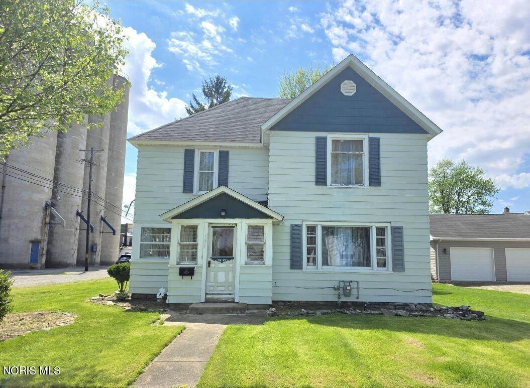 131 Maple Street - Photo 1