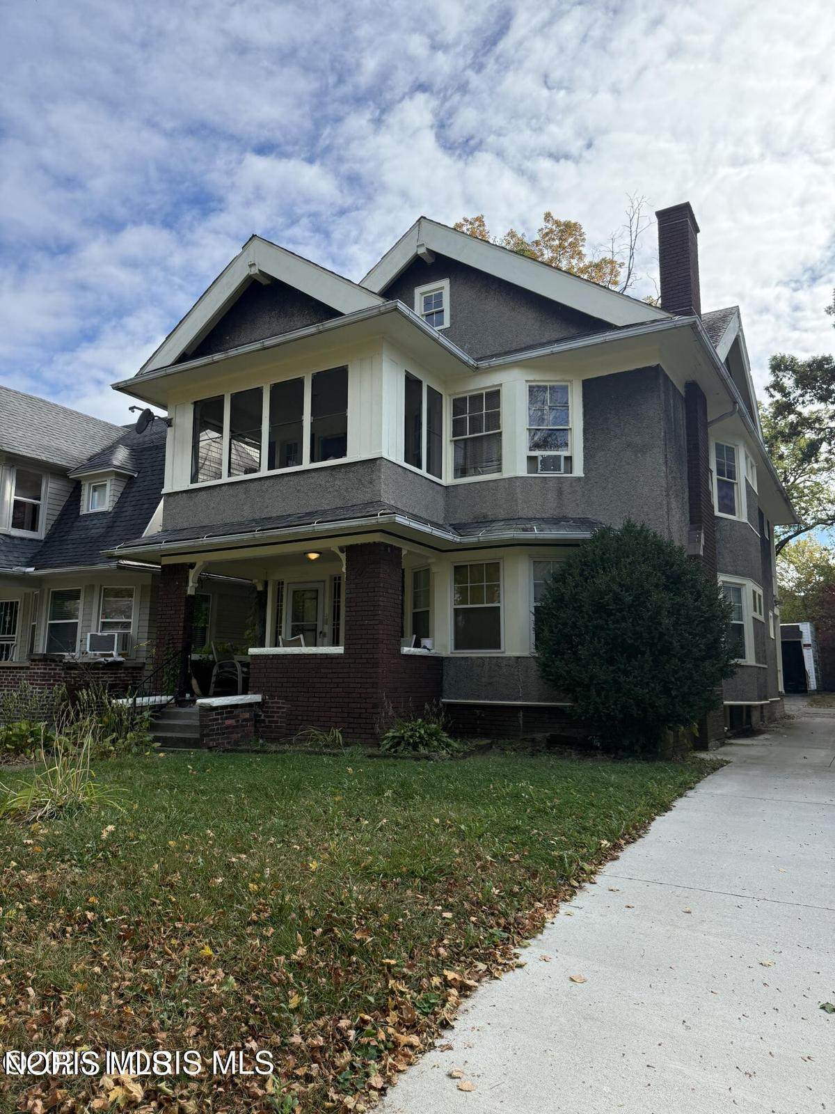 https://bt-photos.global.ssl.fastly.net/toledo/orig_boomver_1_10008114-2.jpg