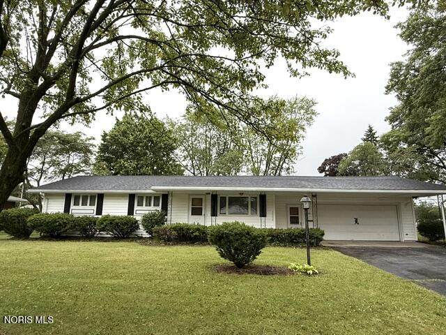 1636 Queenswood Drive - Photo 1