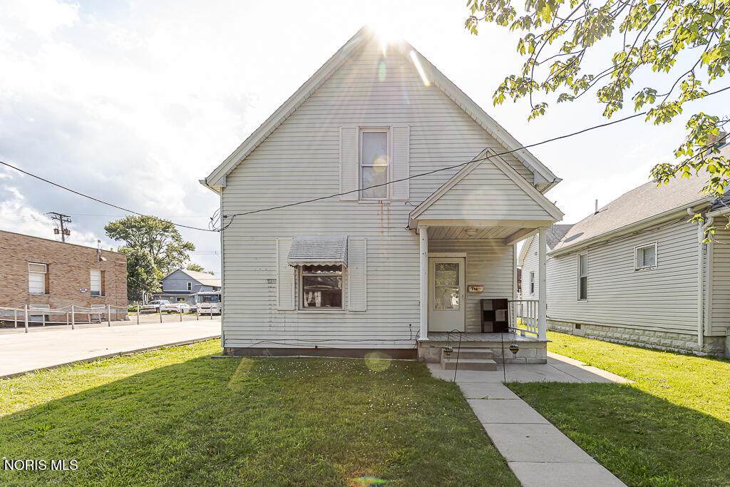 734 Willard Street - Photo 1