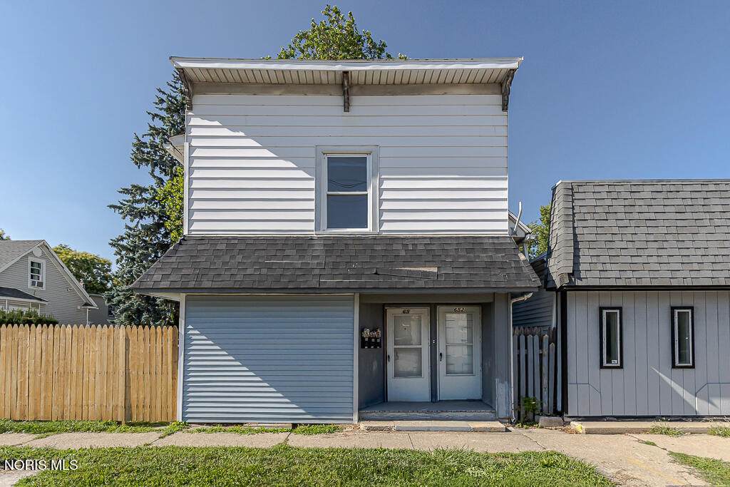654 Sylvania Avenue - Photo 1