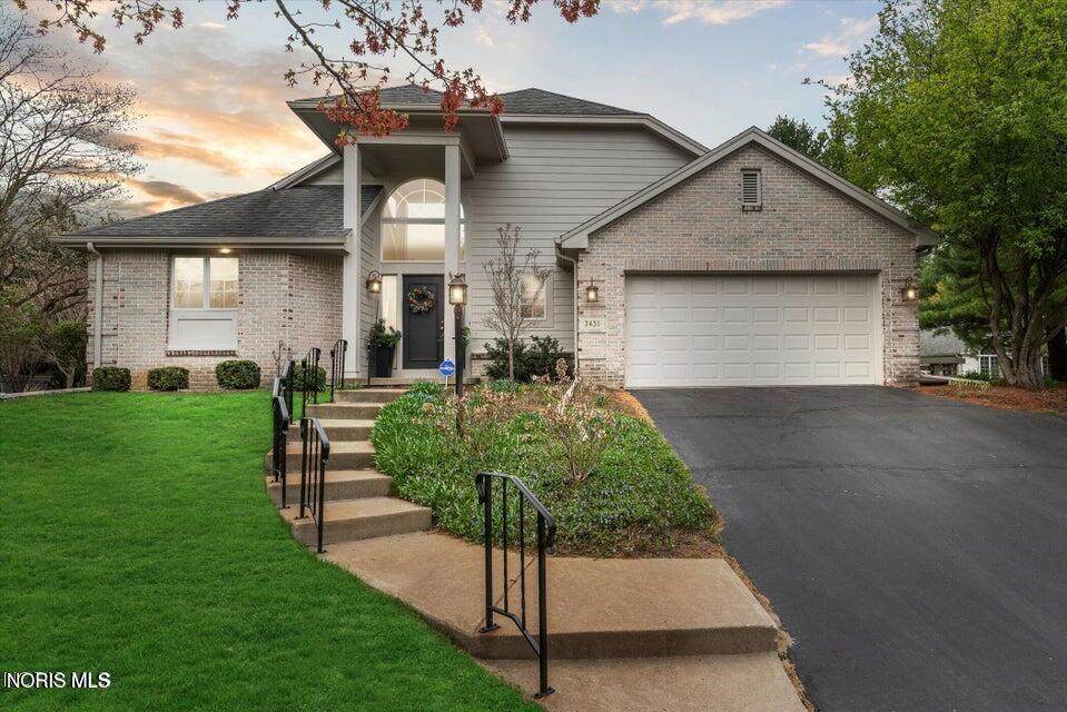 7431 Country Commons Lane - Photo 1
