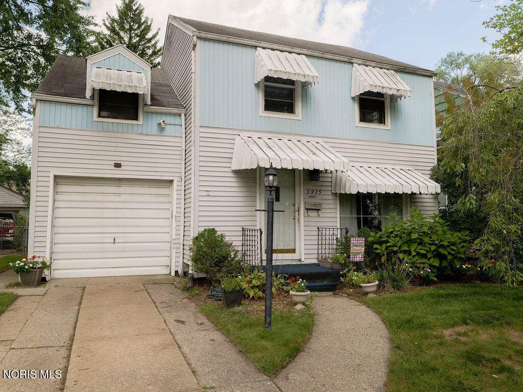 3915 Seckinger Drive - Photo 1