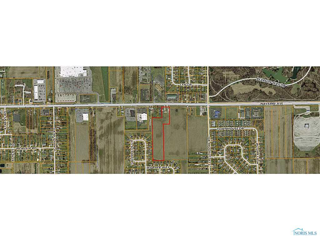 4040 Navarre - Photo 1