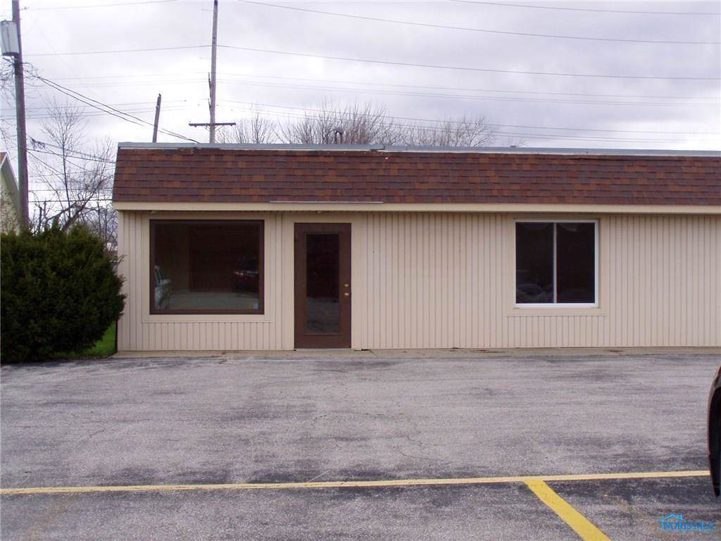1807 Elmwood Drive - Photo 1