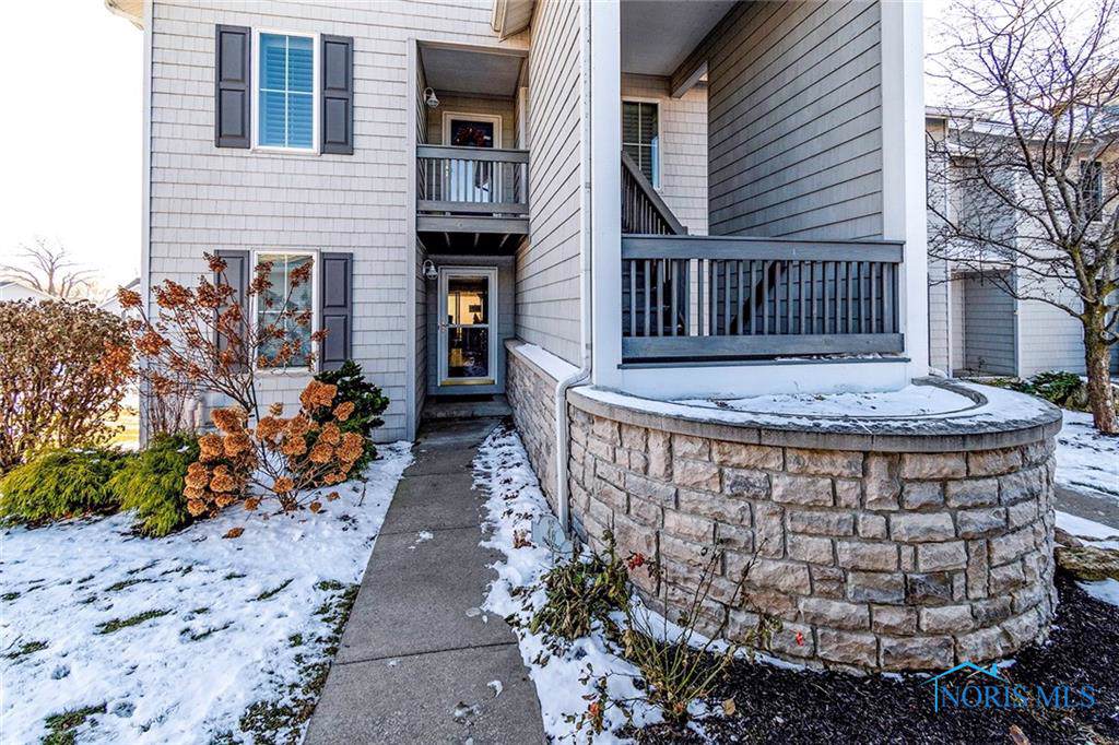 10654 Bayshore - Photo 1