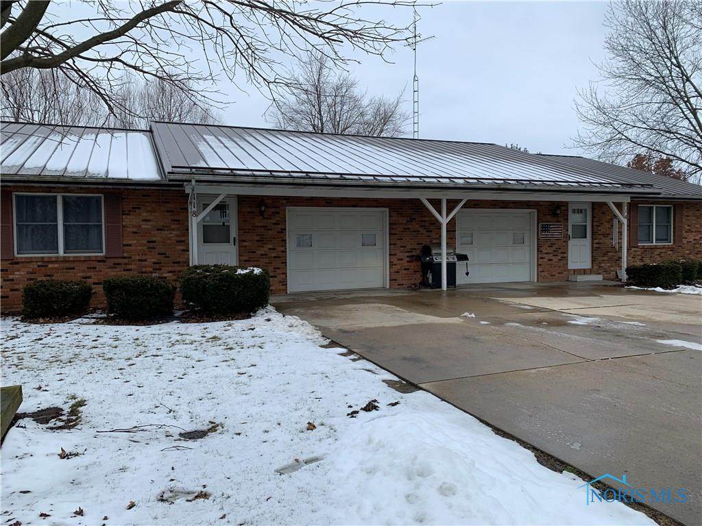 114 West - Photo 1