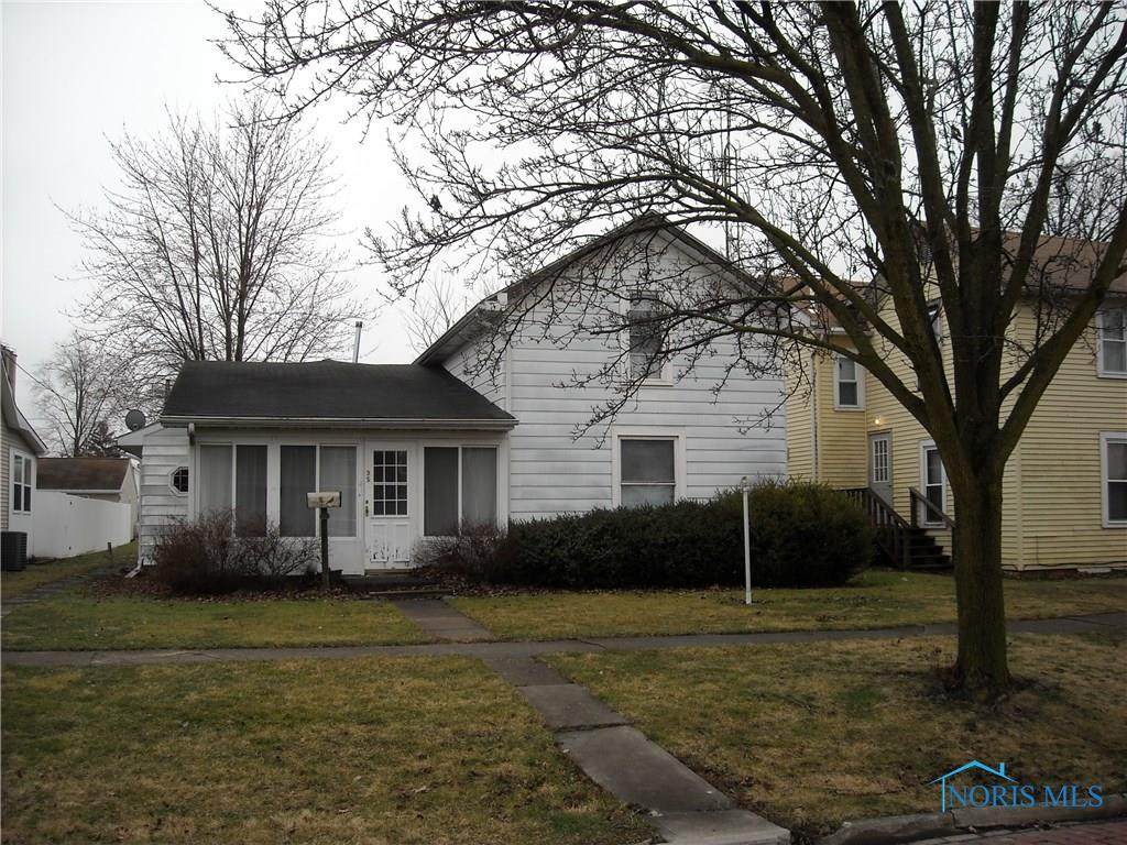135 Elm - Photo 1 135 Elm - Photo 1