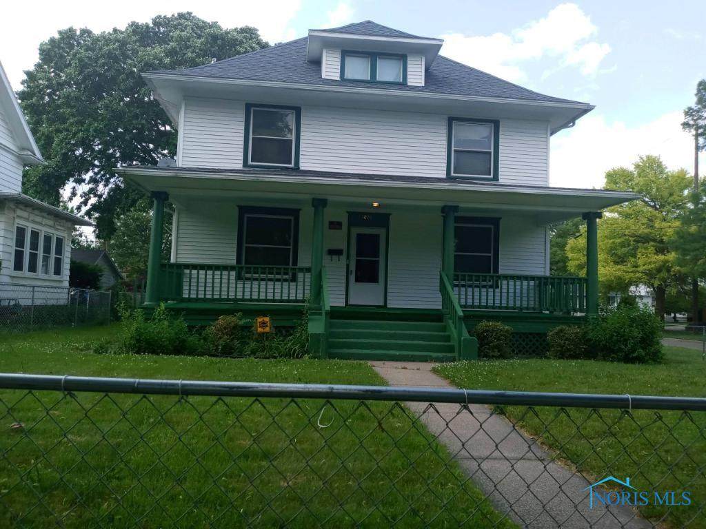 1004 Prospect - Photo 1