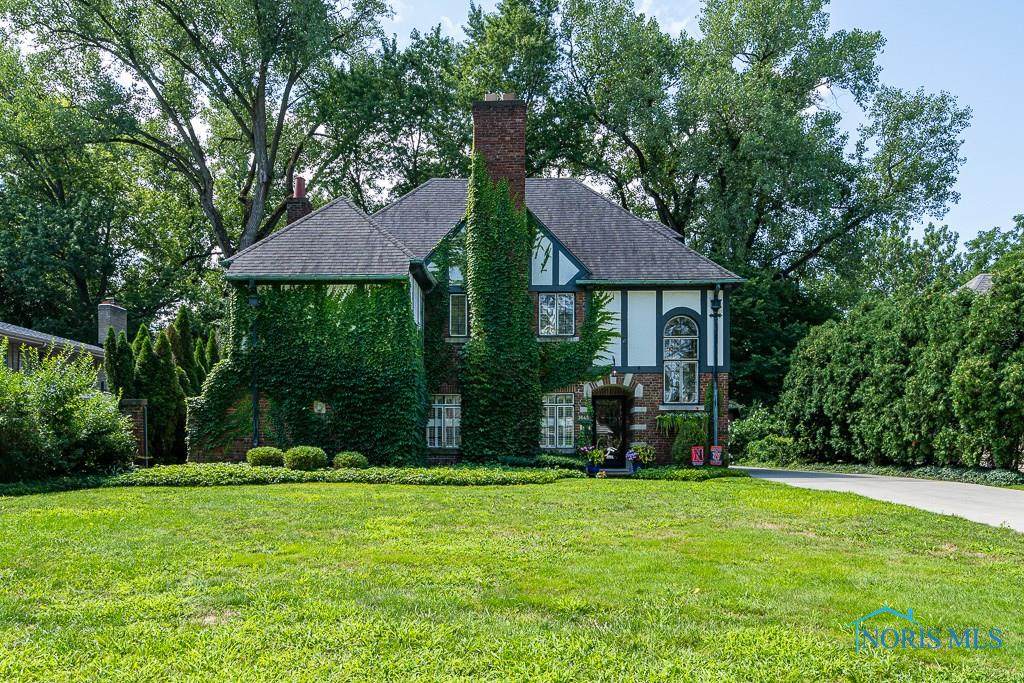 3645 Brookside - Photo 1