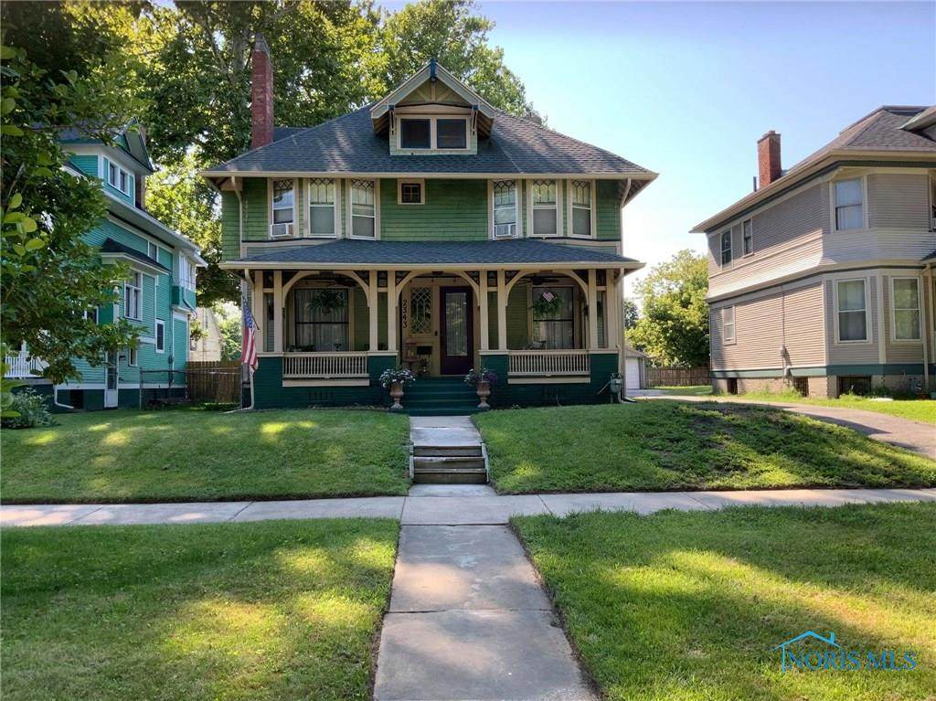 2343 Glenwood - Photo 1