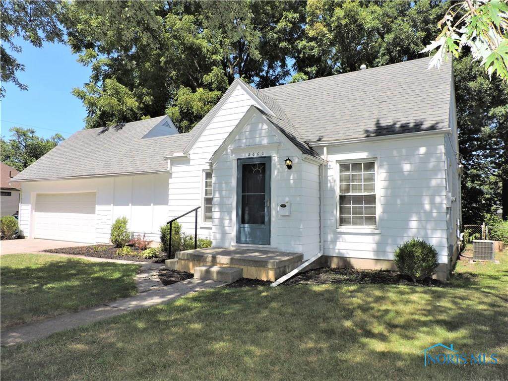 2660 Gracewood - Photo 1
