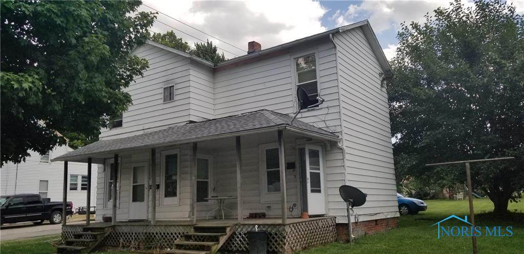 213 Walker - Photo 1