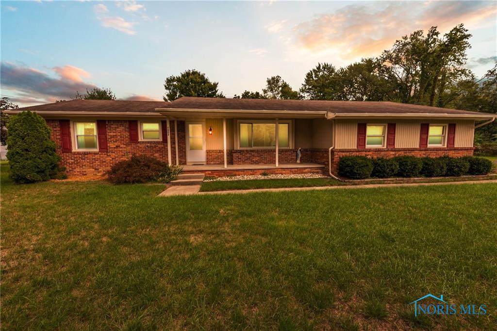 1613 South Crissey Road - Photo 1