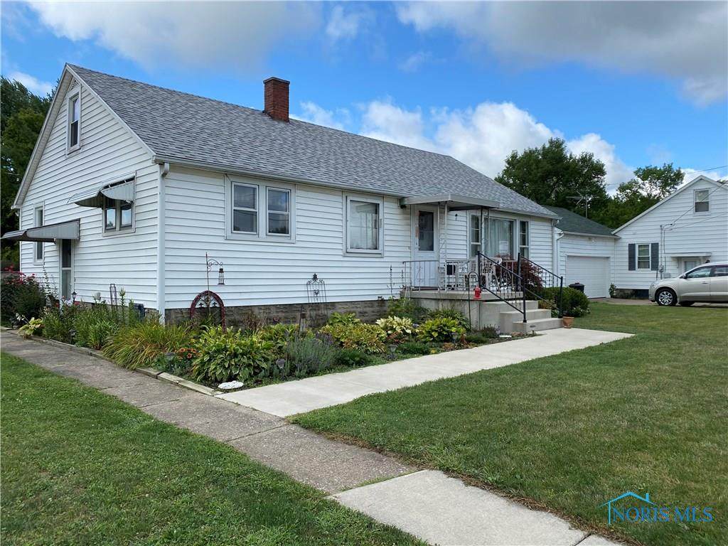 1313 Woodlawn - Photo 1