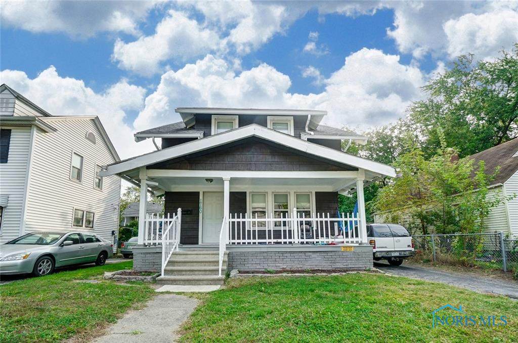 1760 Kensington - Photo 1