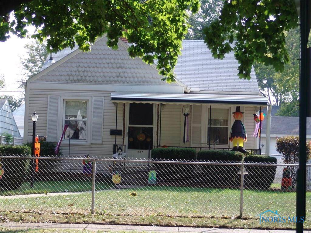 237 Pasadena - Photo 1