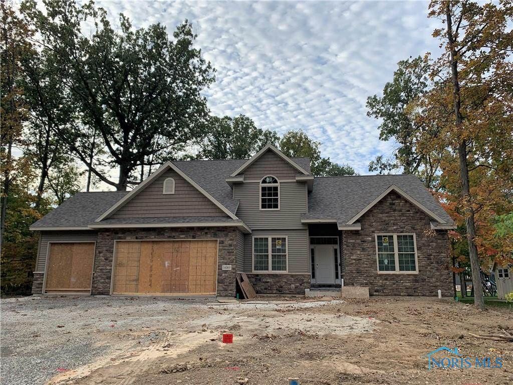 16069 Forest - Photo 1