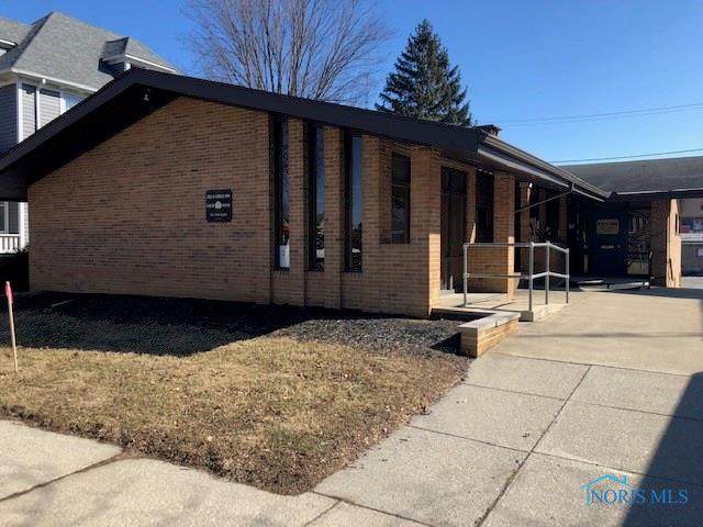 233 Monroe Street - Photo 1