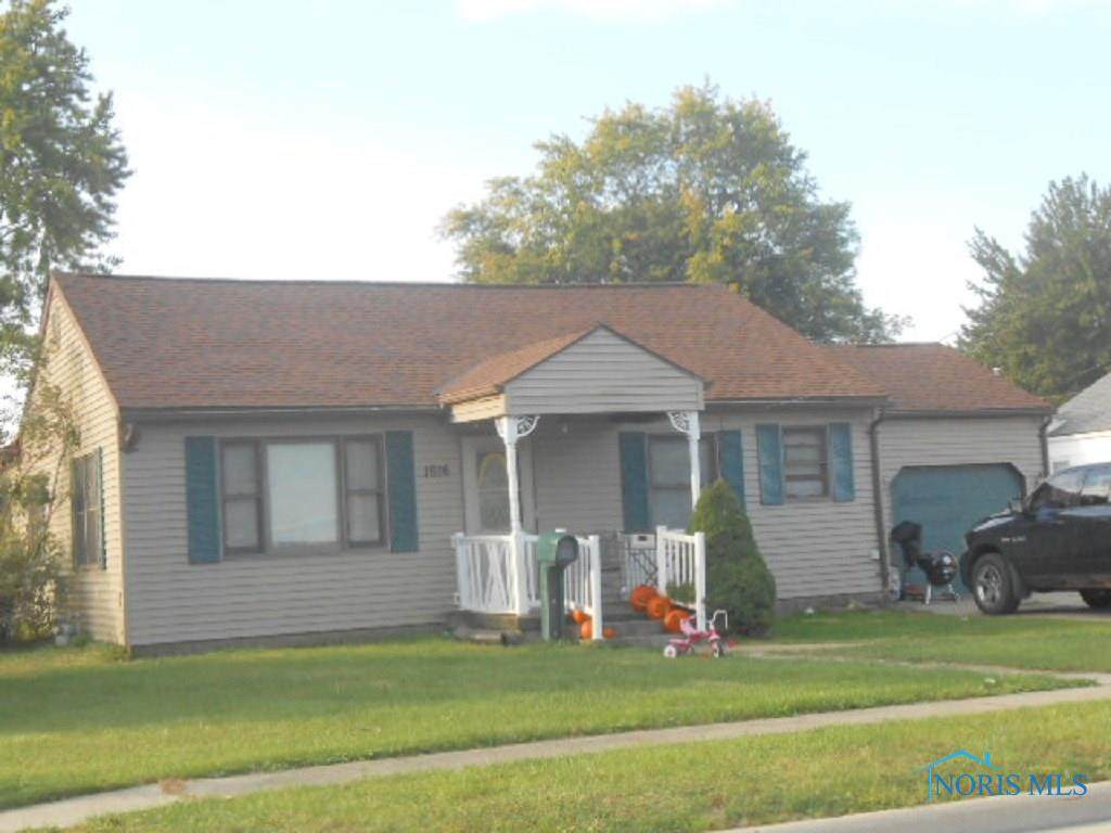 1616 Fourth - Photo 1