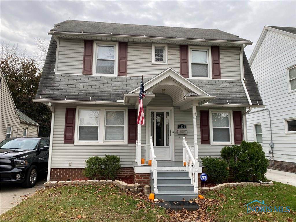2323 Charlestown - Photo 1