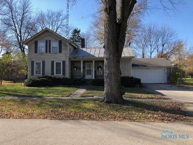 206 Elm - Photo 1