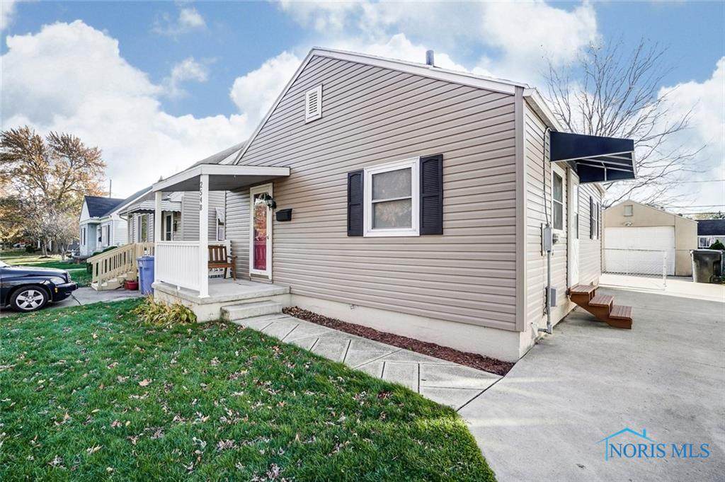 2546 104th - Photo 1