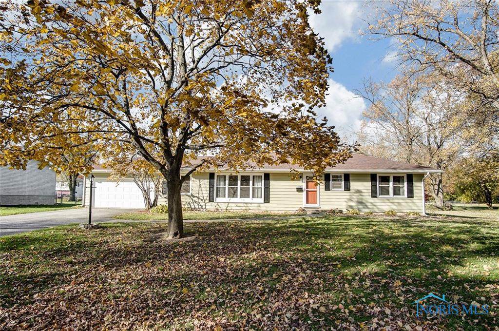 1600 Westview - Photo 1