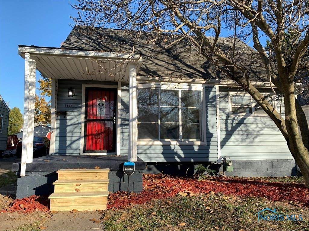 1126 Turner - Photo 1