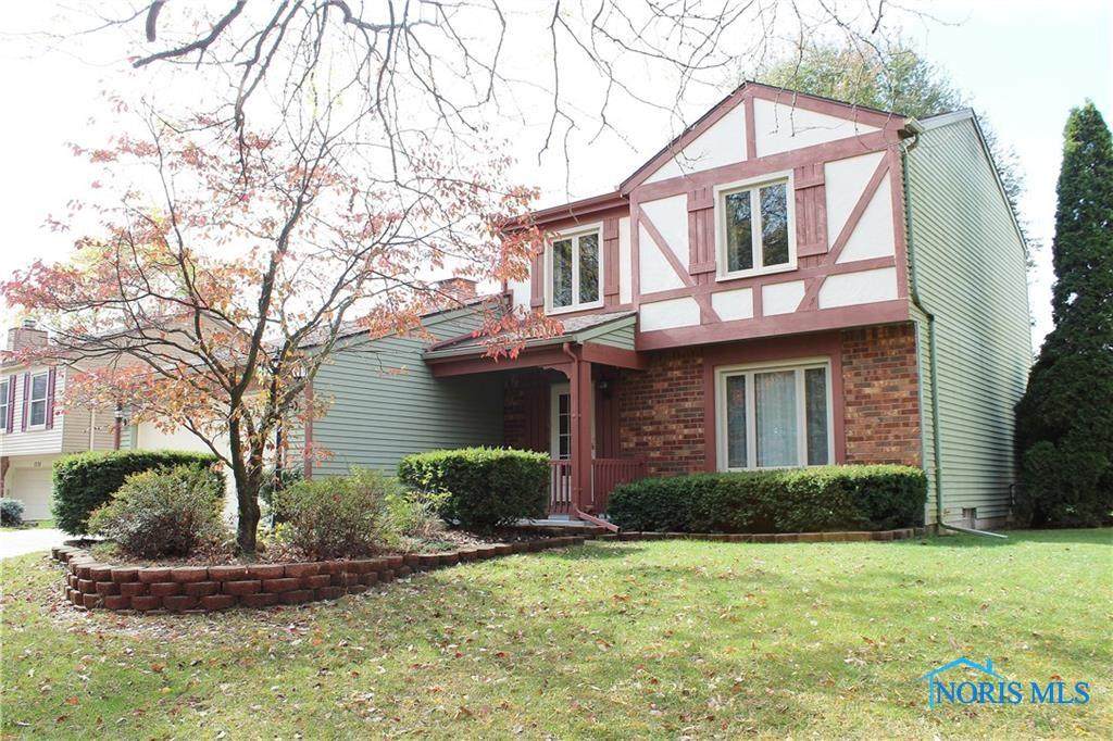 1230 Parkglen - Photo 1