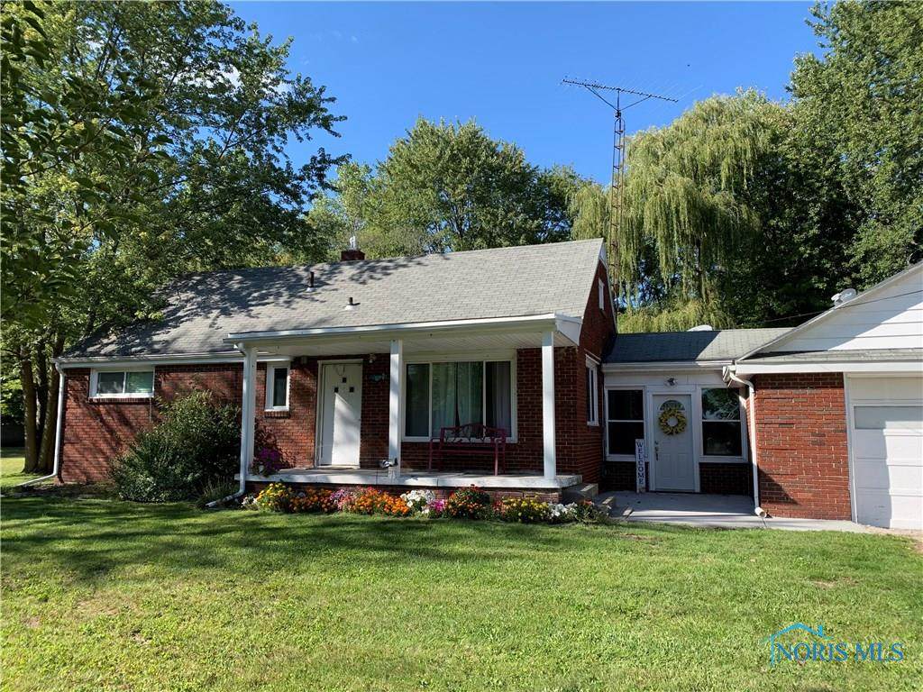 6502 Blossman - Photo 1