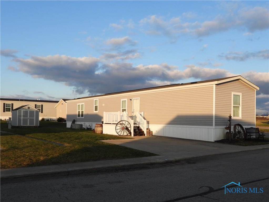 1490 Inglewood - Photo 1
