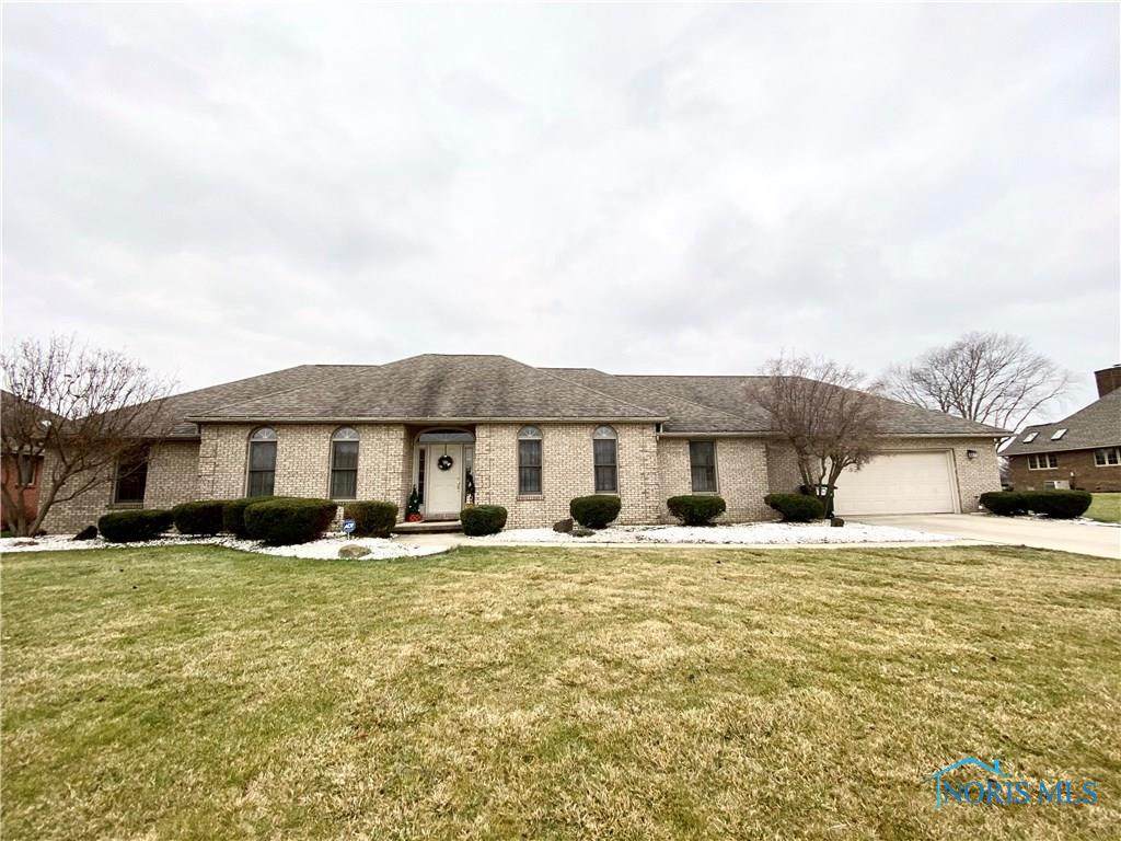 1806 Stonehedge - Photo 1