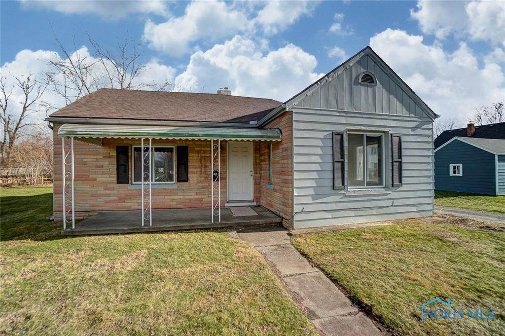 1718 Rivard - Photo 1