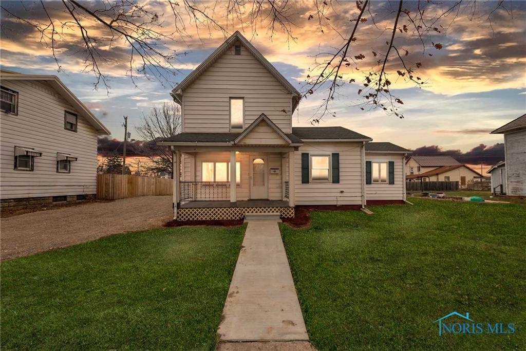 422 Washington - Photo 1