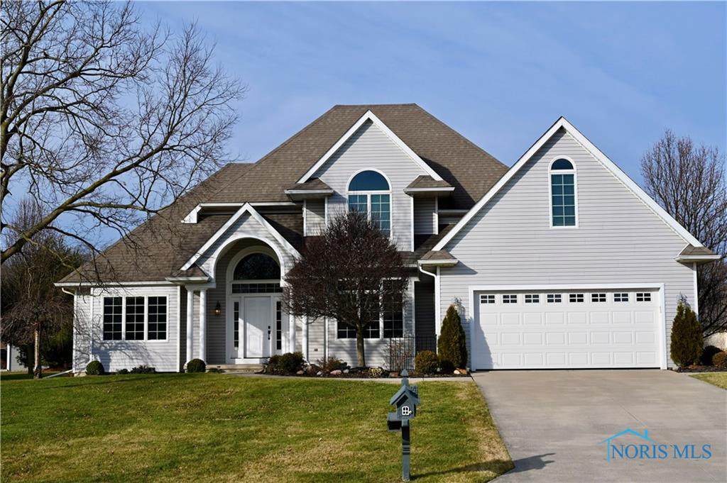 736 Inverness - Photo 1