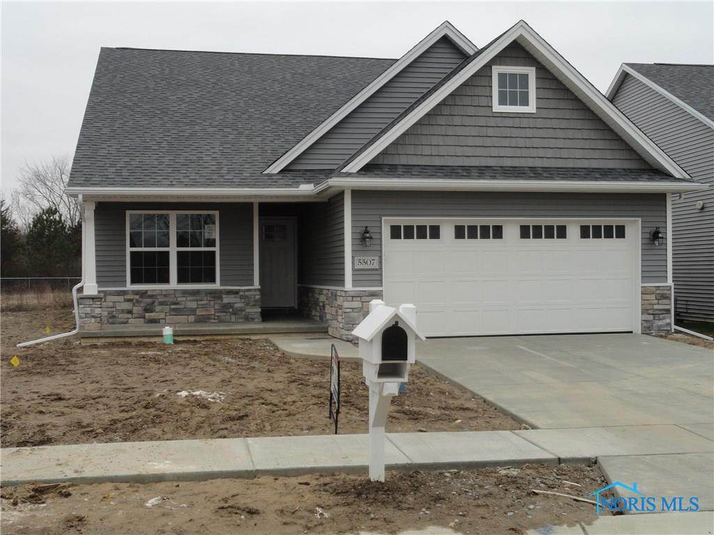 3318 Summerset - Photo 1