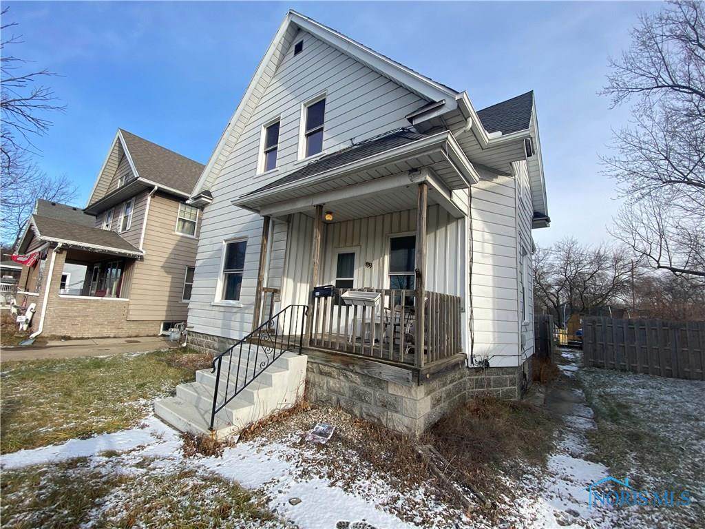 839 Detroit - Photo 1