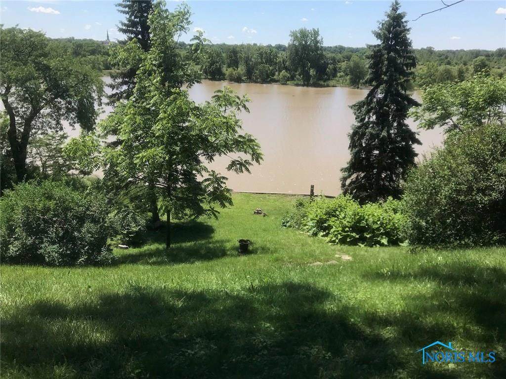 1212 River Road - Photo 1
