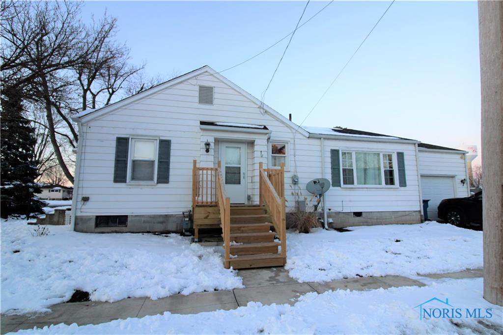 729 Monroe - Photo 1