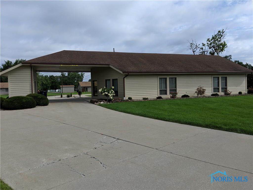 324 Vine Street - Photo 1