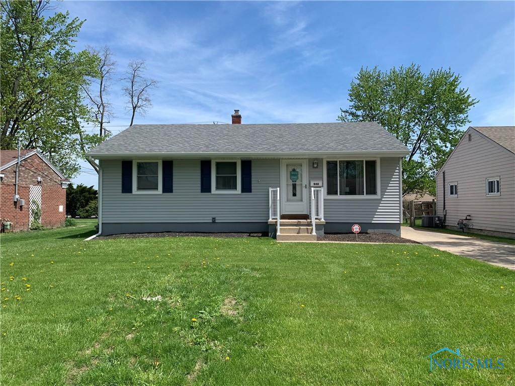 940 Argyll Drive - Photo 1