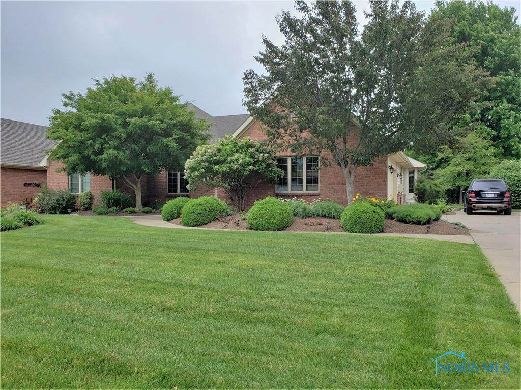 236 Willowood Circle - Photo 1