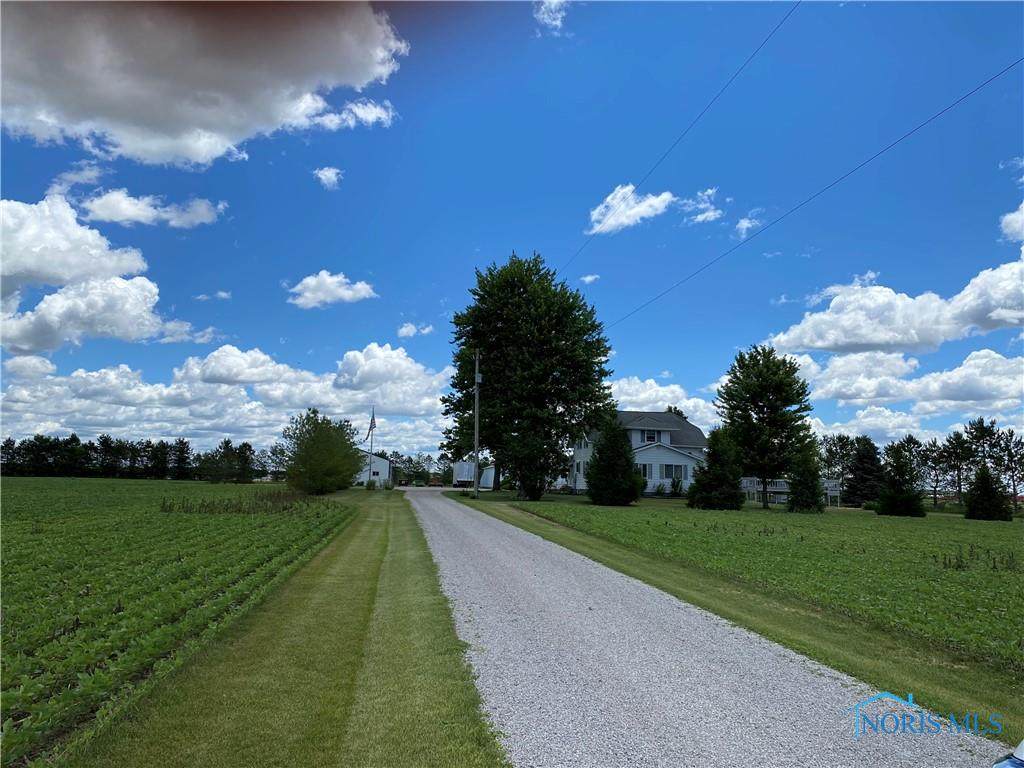 1610 County Road 24 - Photo 1