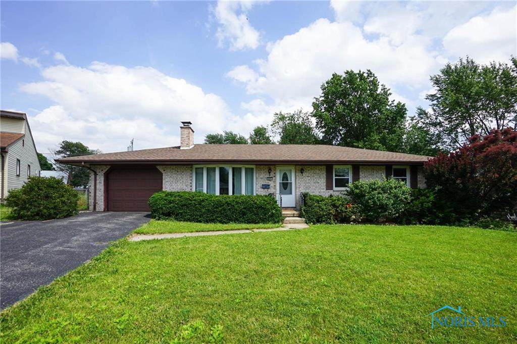 605 Karen Court - Photo 1