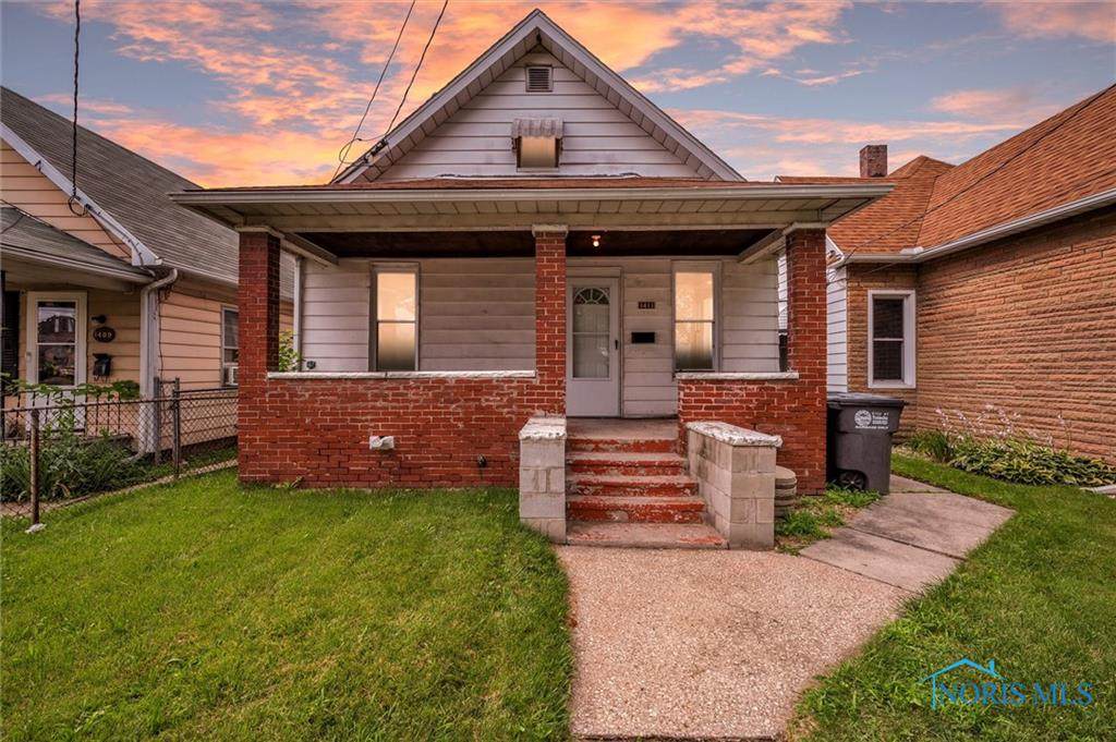 1411 Mott Avenue - Photo 1