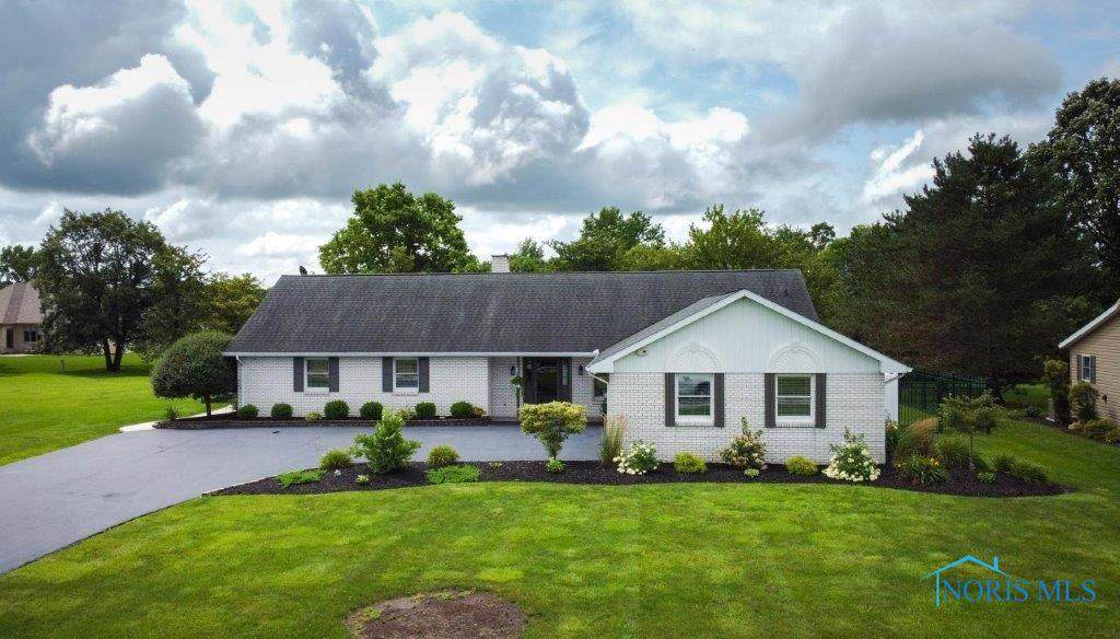 15611 Beechwood Road - Photo 1